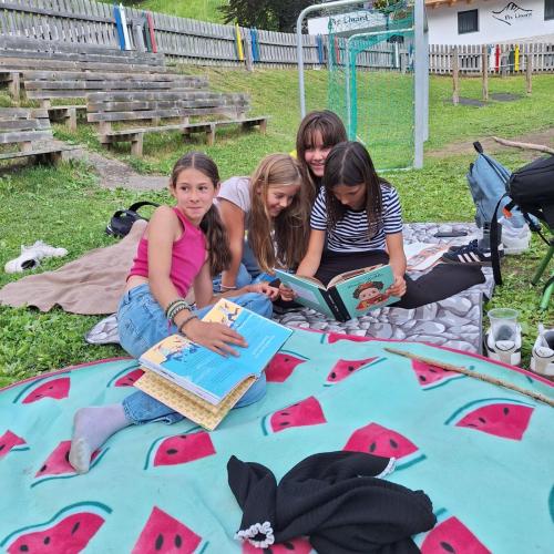 Lesewanderung der 4. Schulstufe – Grill & Chill zum Schuljahresabschluss