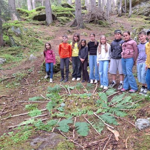 Lesewanderung der 4. Schulstufe – Grill & Chill zum Schuljahresabschluss