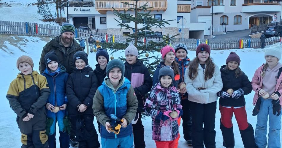 Christbaum für den Pausenhof