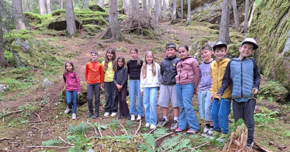 Lesewanderung der 4. Schulstufe – Grill & Chill zum Schuljahresabschluss