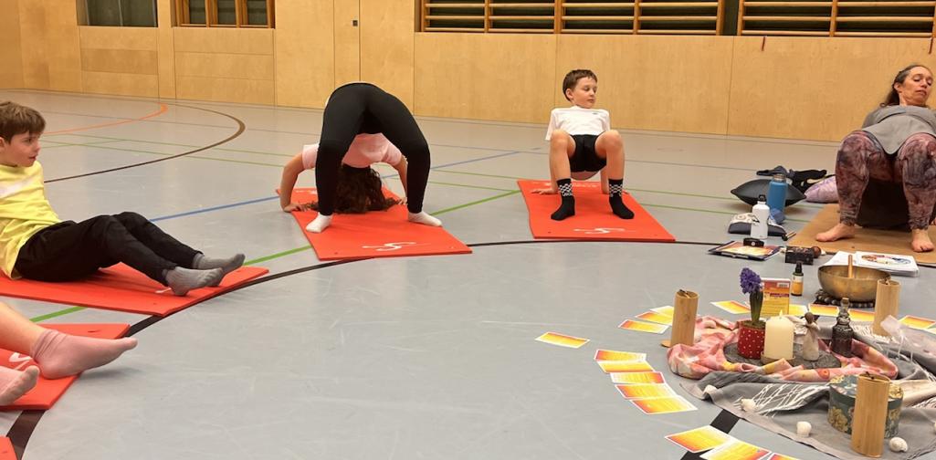 Kinder Yoga
